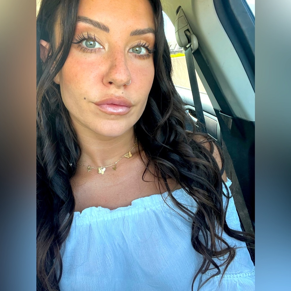 Meet your Posher, Lily